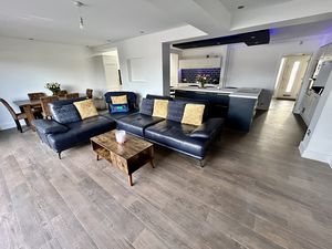 Photo 2- click for photo gallery